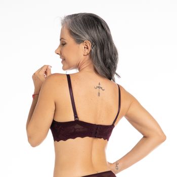 ROMANCE-Brasieres_2059233_Vino_2