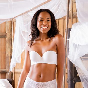 ROPA-INTERIOR-Brasieres_2060290_Blanco_2